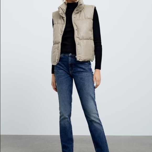 Zara Jackets & Blazers - Zara Puffer Vest